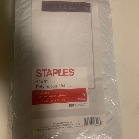 Poly Bubble Mailers - Picture 1 of 2